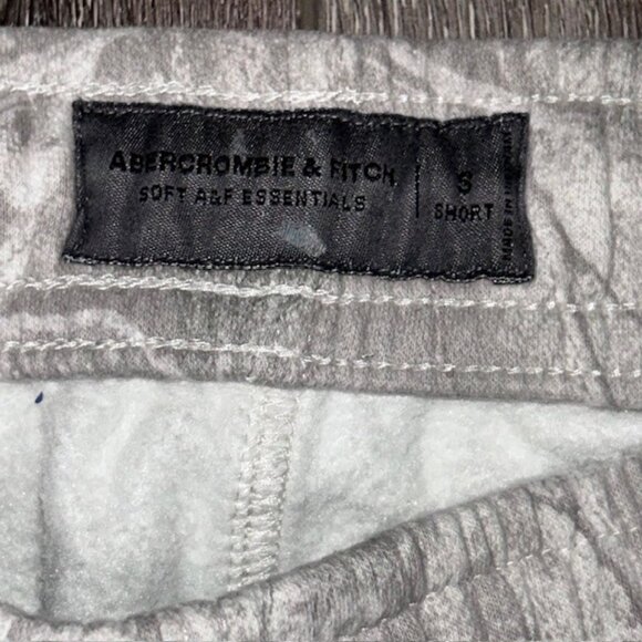 Abercrombie & Fitch Realtree Camo Sweatpants Relaxed Warm Size S Small Short - Picture 3 of 6